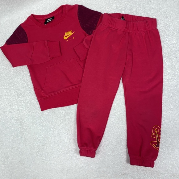NIKE Full Suit Girl Air Crew & jogger Set Rush Pink Xs 4 - Picture 2 of 11